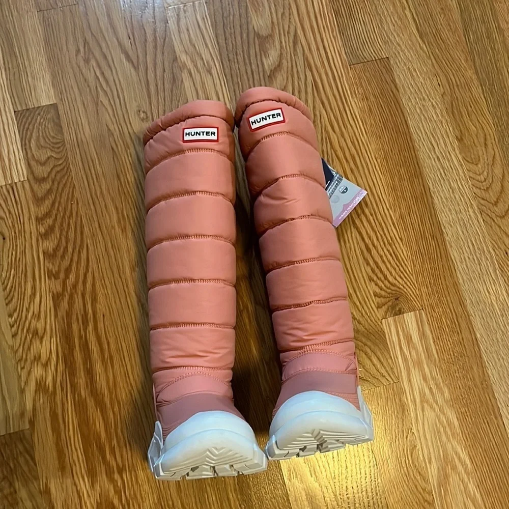 Hunter Intrepid Tall Snow Boots Size 6 NWT